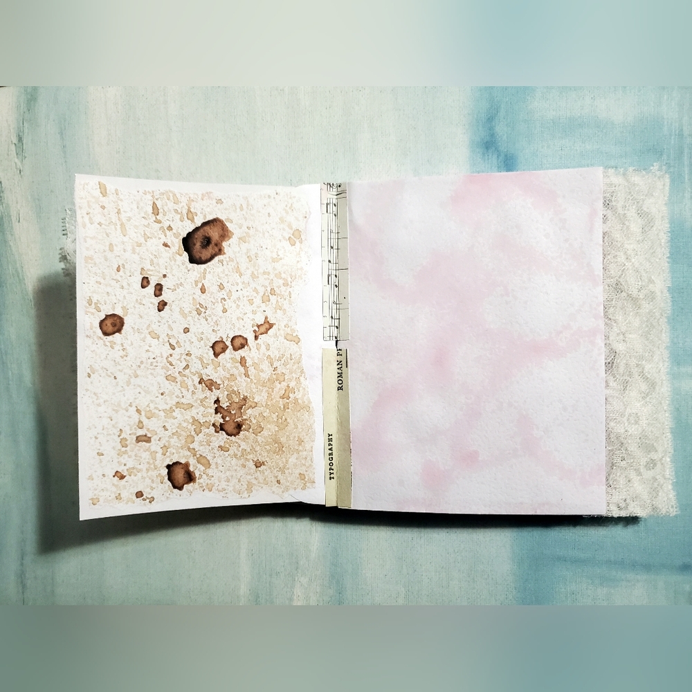 😀 HAND CRAFTED Envelope junk journal with note paper and ephemera - Picture 5 of 17